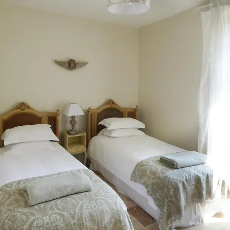 Larroque-sur-l'osse Chateau Sleeps 12 Pool Wifi * Larroque-sur-l'Osse