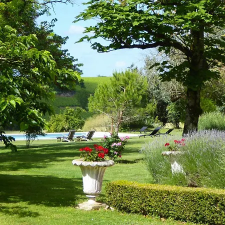 בית נופש Larroque-sur-l'osse Chateau Sleeps 12 Pool Wifi *